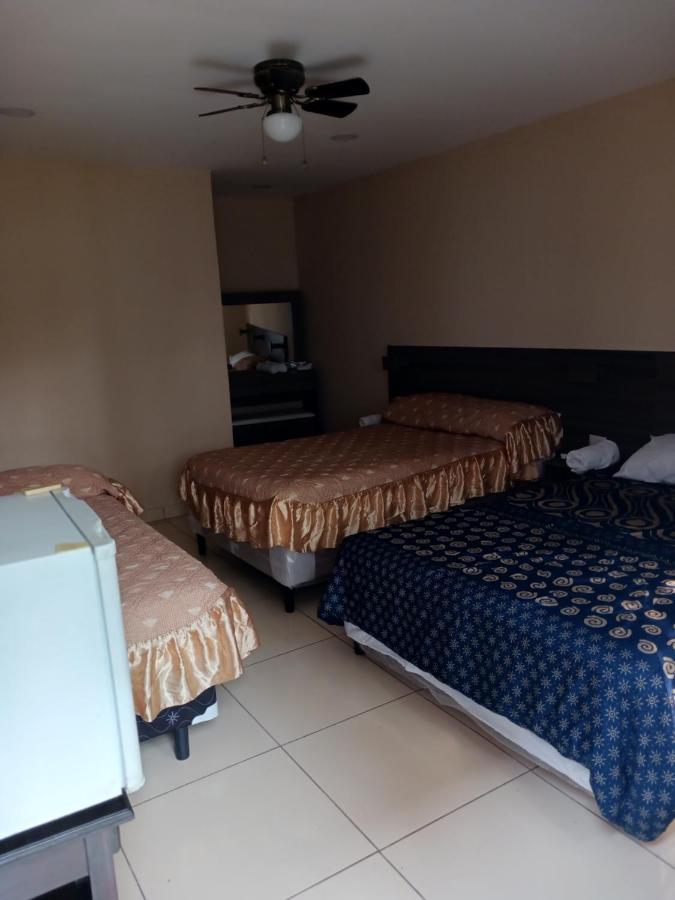 Habitaciones Casa Cuscatlan Tamanique Room photo
